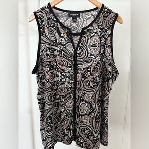Liz Claiborne Black and White Sleeveless Paisley Top